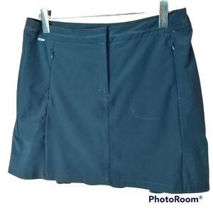 🍄3/50$🍄 NIVO by Lanctôt Golf Tennis blue skort size 8
